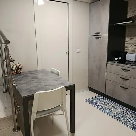 So 24 Apartmán Reggio di Calabria